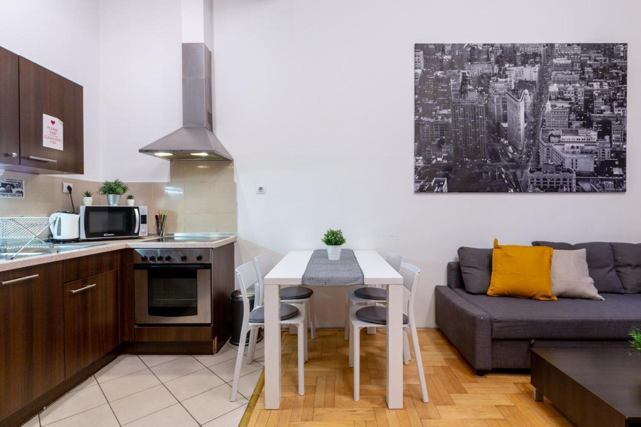 בודפשט Dowtown Home In The Gozsdu Garden מראה חיצוני תמונה