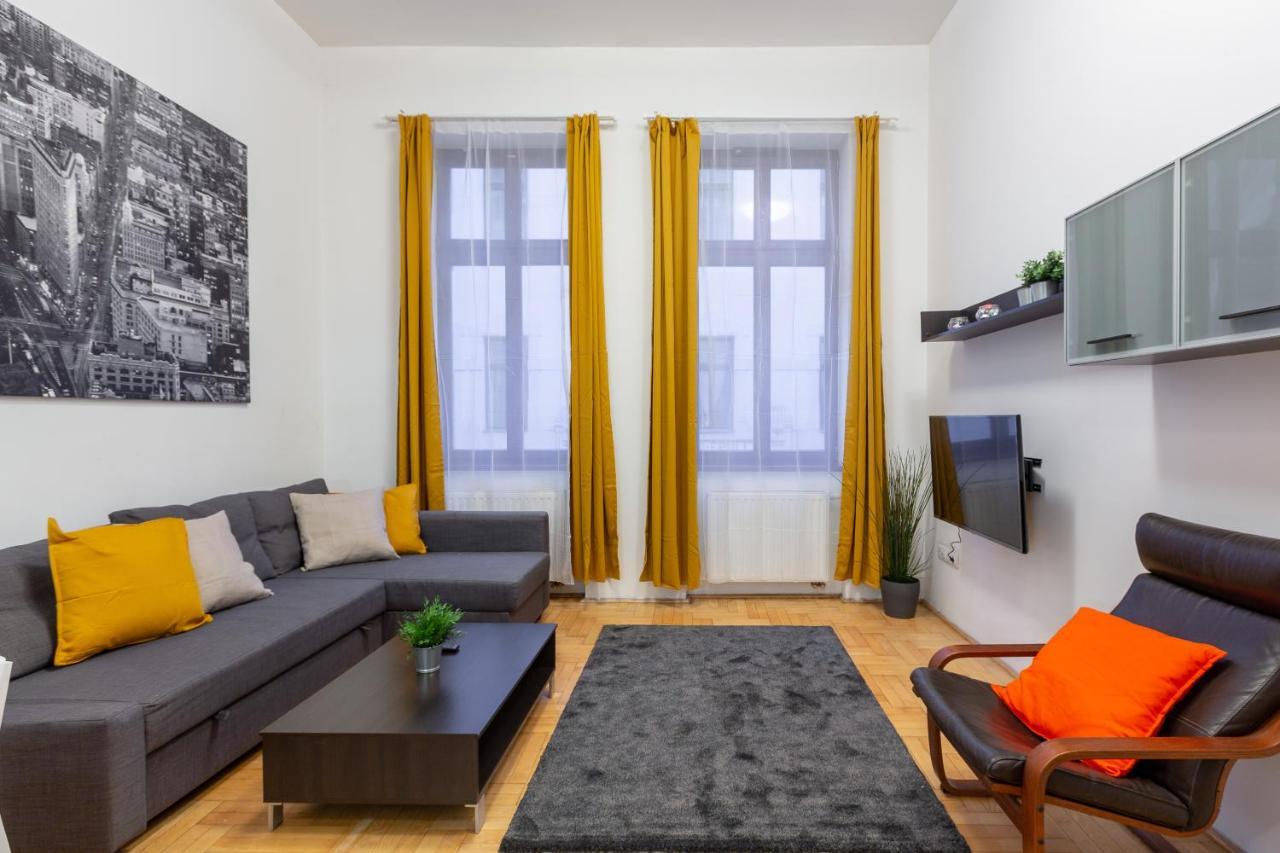 בודפשט Dowtown Home In The Gozsdu Garden מראה חיצוני תמונה