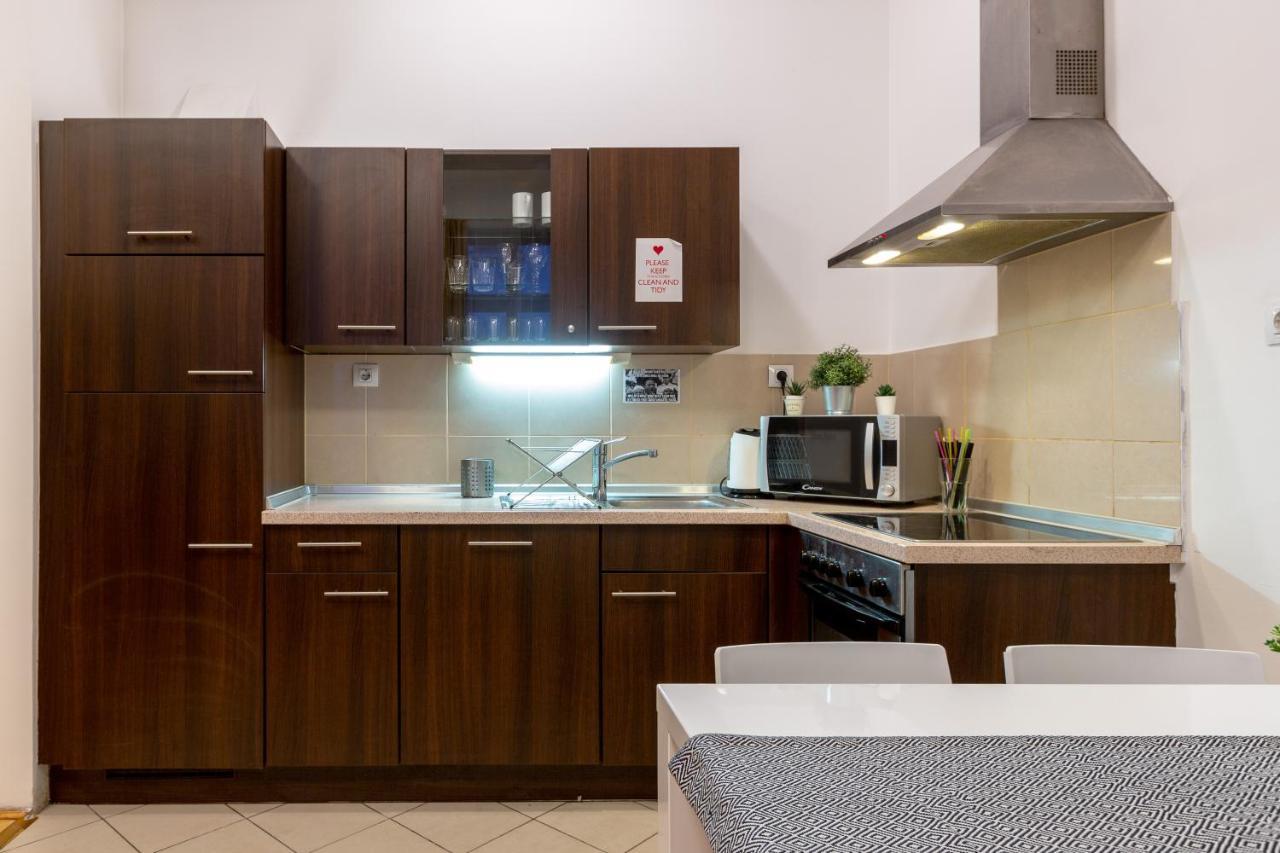 בודפשט Dowtown Home In The Gozsdu Garden מראה חיצוני תמונה